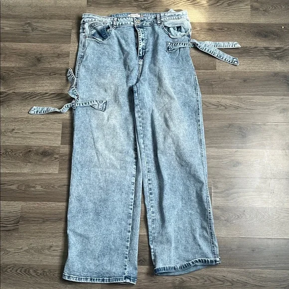 NWOT NOBO JEAN HAUL 6PC Light Blue Straight Leg Jeans and Shorts - Picture 8 of 15
